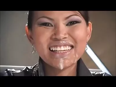 小鸡与优柔寡断的男人有很棒的口交和肛交