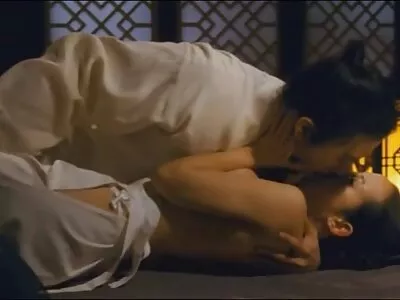 拉丁摩洛伊斯兰解放阵线让她的屁股在豪华轿车的后面刺穿