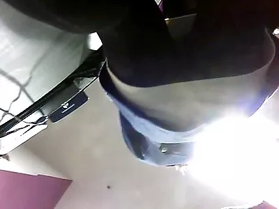 痴迷的粉丝在神圣的乌木健身博主中猛烈抨击他的阴茎
